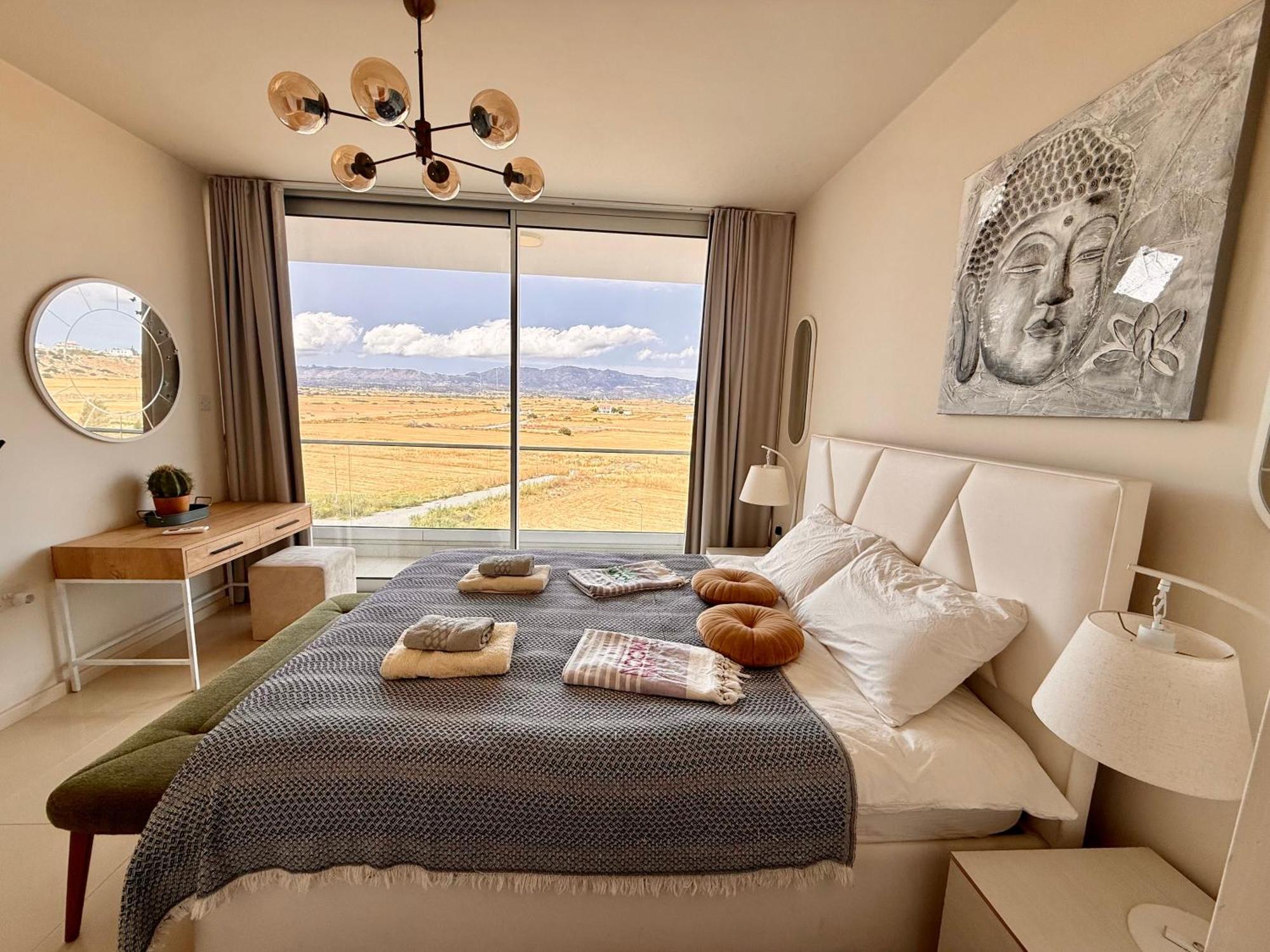 Sea View Suites By The Coast 파마구스타 외부 사진
